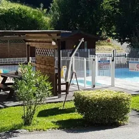 3 Etoiles - Piscine - Ccbaddh Louvie Juzon