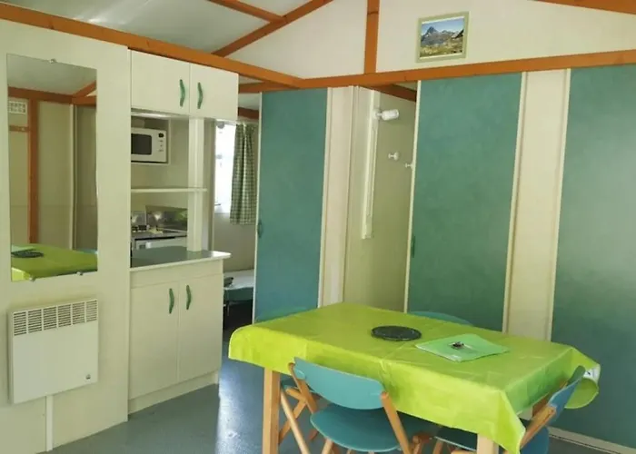 Κάμπινγκ Zecamping 3 Chiens Acceptes Hammam Piscine Chauffee Louvie Juzon